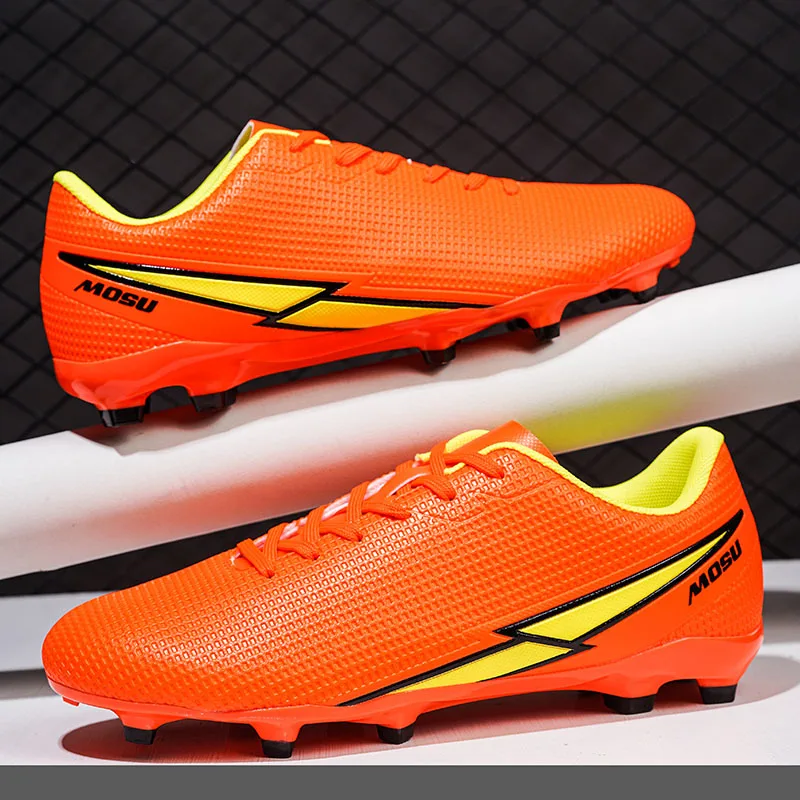 High Quality Men Football Shoes TF/FG Professional Soccer Shoes Professional Fast Football Field Boots Training Sneaker Unisex 
High Quality Men Football Shoes TF/FG Professional Soccer Shoes Professional Fast Football Field Boots Training Sneaker Unisex