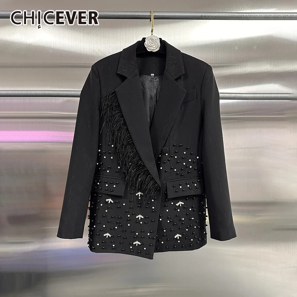 CHICEVER однотонные лоскутные шикарные пиджаки с перьями для женщин, с лацканами и длинными рукавами, с жемчугом, темпераментное вечернее свободное пальто, женское
CHICEVER однотонные лоскутные шикарные пиджаки с перьями для женщин, с лацканами и длинными рукавами, с жемчугом, темпераментное вечернее свободное пальто, женское