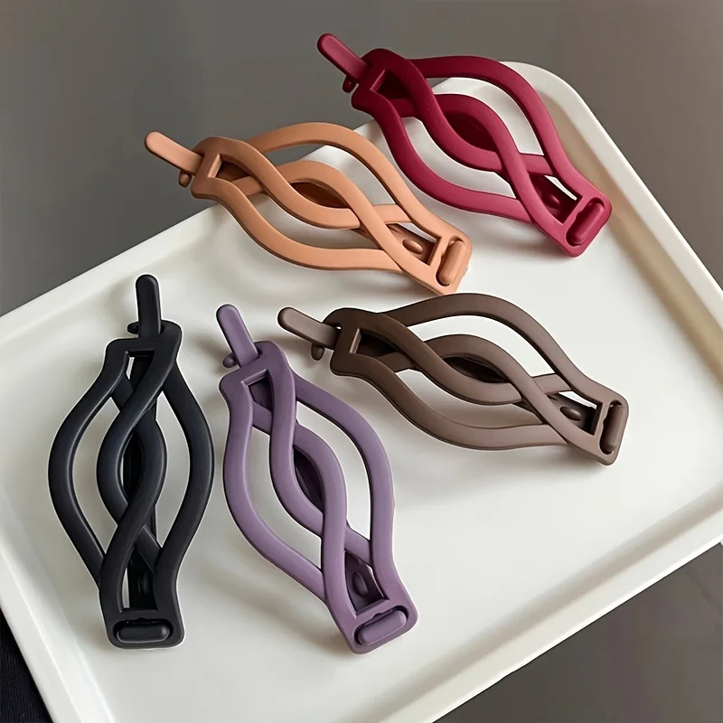9-Piece Set of Random Color Twist-Shaped Hair Clips for Summer, Simple Matte Hairpins, Frog Clip Hairpins for Women, Hair Styling Claw Clips
9-Piece Set of Random Color Twist-Shaped Hair Clips for Summer, Simple Matte Hairpins, Frog Clip Hairpins for Women, Hair Styling Claw Clips