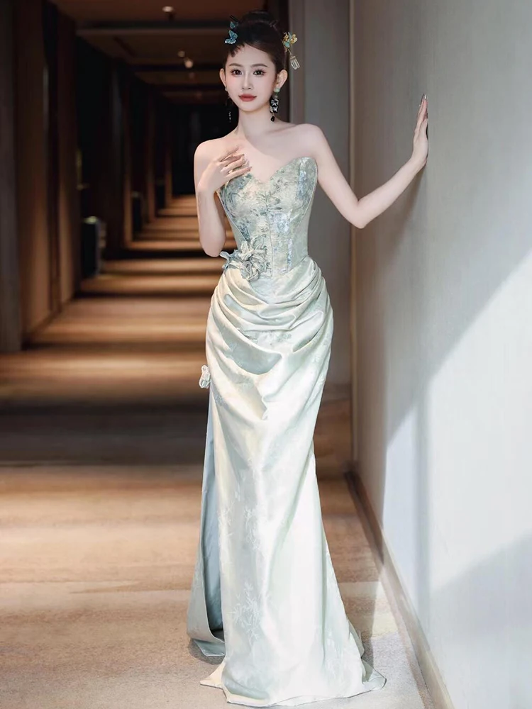 Свадебный утренний халат Ele с дизайном без бретелек для свадебных тостов и банкетов, длинное вечернее платье в китайском стиле
Свадебный утренний халат Ele с дизайном без бретелек для свадебных тостов и банкетов, длинное вечернее платье в китайском стиле