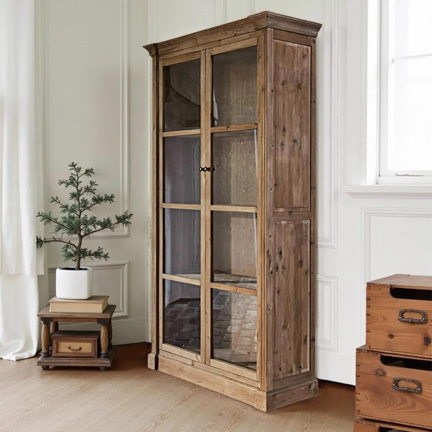 French Retro Display Vintage Home Wine Cabinet Glass Door Bookshelf Storage Rack
French Retro Display Vintage Home Wine Cabinet Glass Door Bookshelf Storage Rack