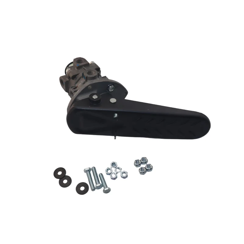 Driver's cab brake pedal 806818583, suitable for Kalmar front mounted crane models
Driver's cab brake pedal 806818583, suitable for Kalmar front mounted crane models