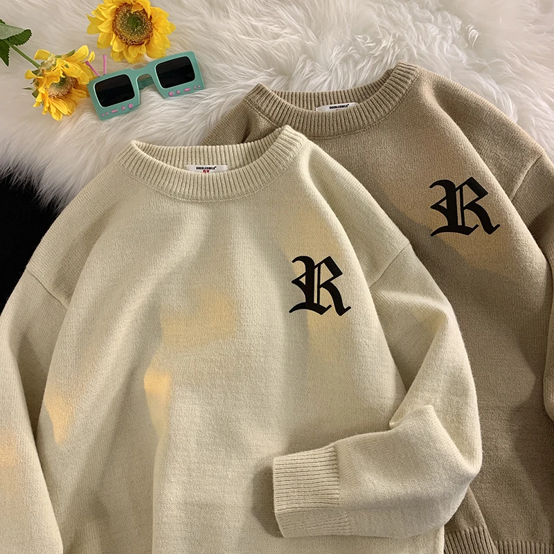 Вязаный свитер RooRA для пар, мужской, оверсайз, в японском ретро-стиле, зимняя верхняя одежда, повседневный свободный крой, с длинными рукавами
Вязаный свитер RooRA для пар, мужской, оверсайз, в японском ретро-стиле, зимняя верхняя одежда, повседневный свободный крой, с длинными рукавами