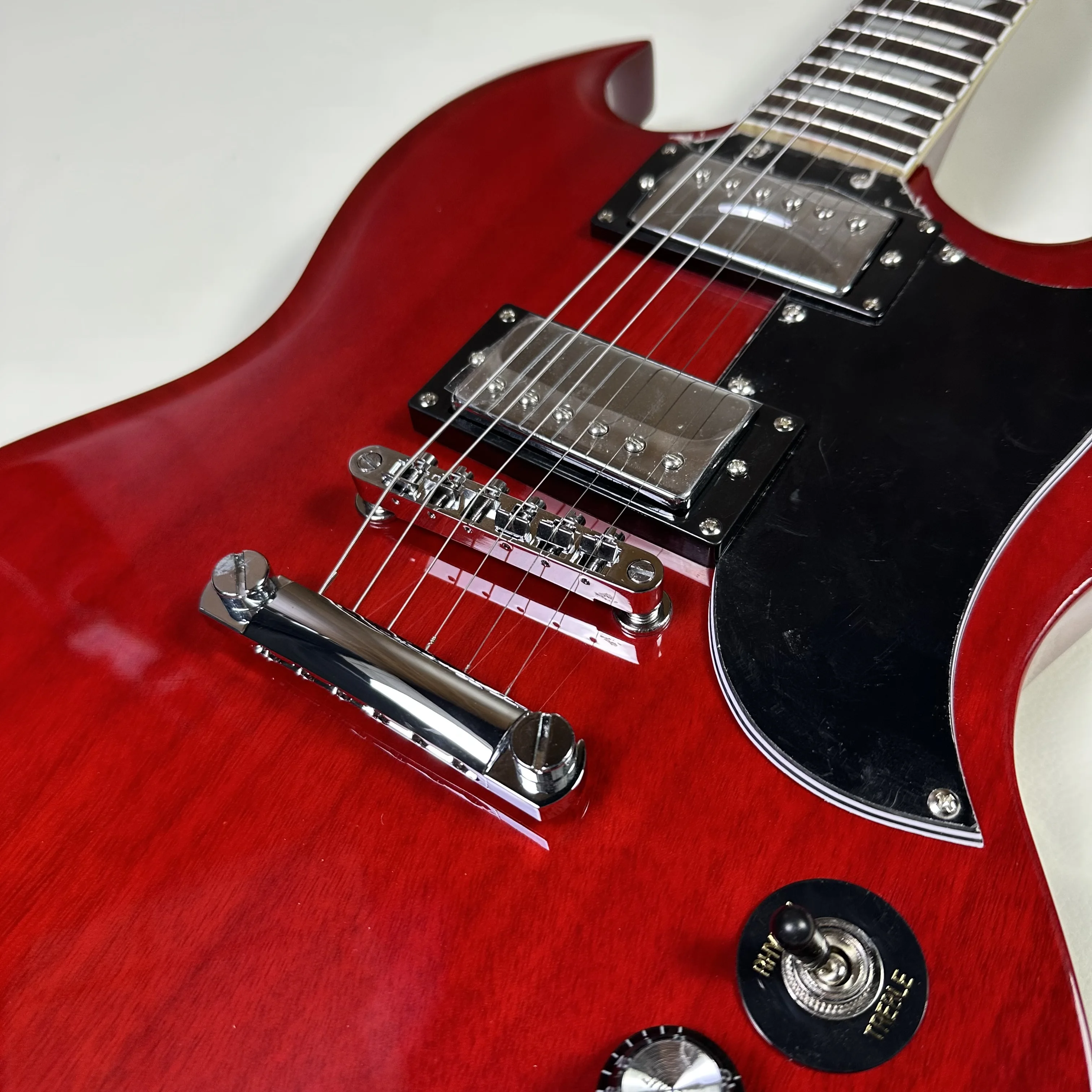 Электрогитара с бесплатной доставкой, 6 струн, красная, SG
Электрогитара с бесплатной доставкой, 6 струн, красная, SG