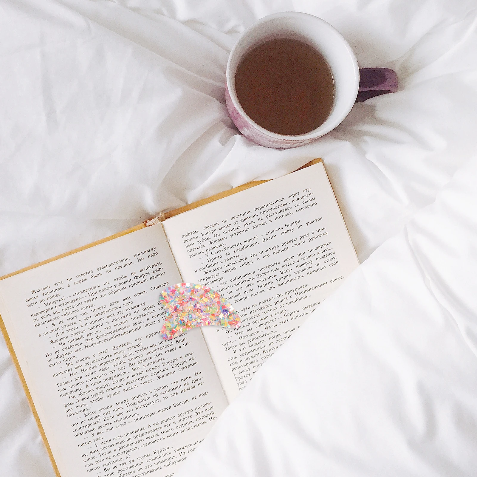 Heart Shaped Reading Bookmarks Book Page Holder Finger Opener Safe Material Smooth Lines Exquisite Features Practical Use 
Heart Shaped Reading Bookmarks Book Page Holder Finger Opener Safe Material Smooth Lines Exquisite Features Practical Use