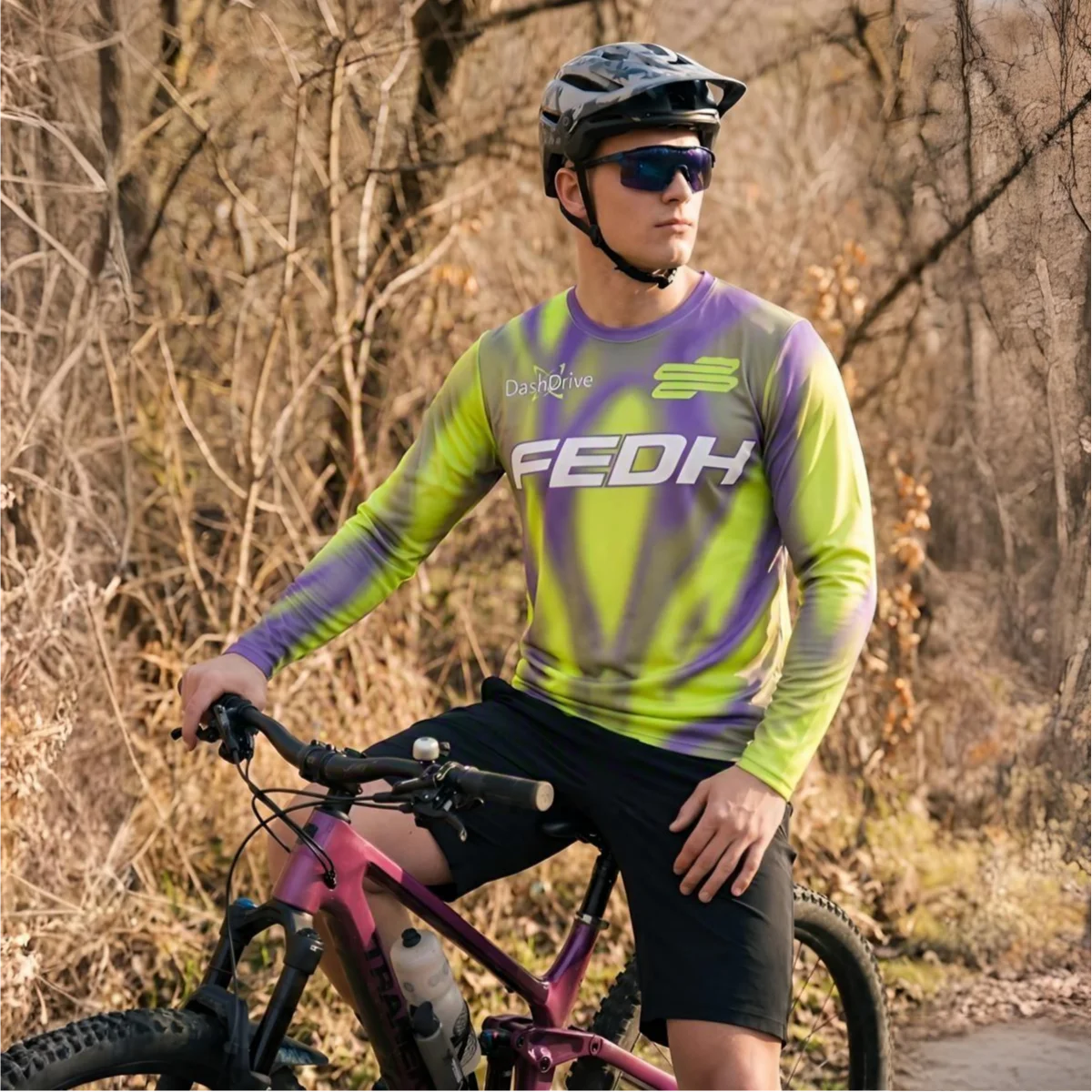 DashDrive Purple Yellow Gradient Motorcycle Jersey Quick Dry Breathable Off Road Motocross Dirt Bike Enduro Racing Wear
DashDrive Purple Yellow Gradient Motorcycle Jersey Quick Dry Breathable Off Road Motocross Dirt Bike Enduro Racing Wear