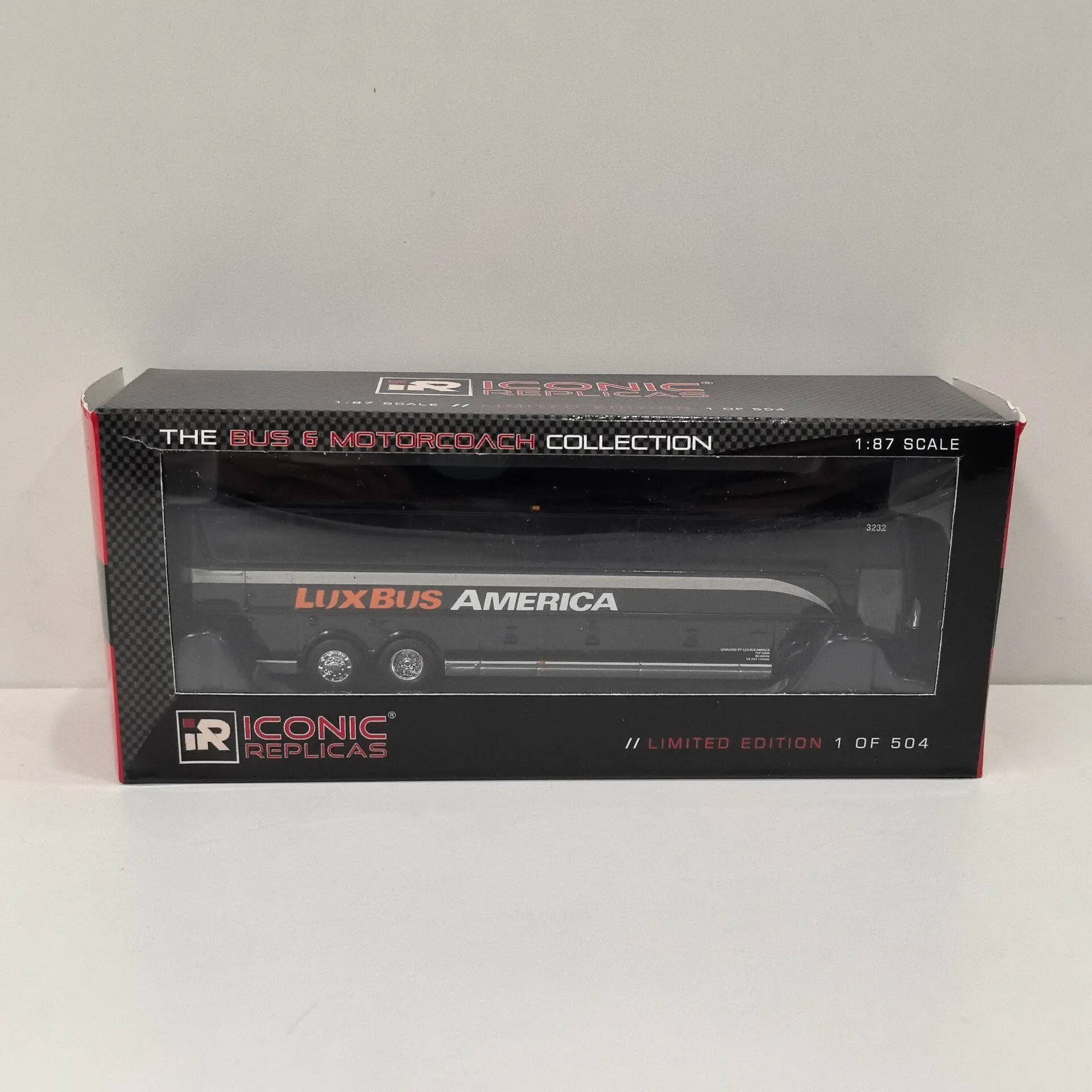 Diecast IR 1/87 Scale HO VAN HOOL TX-45 Bus 73 Alloy Car Model
Diecast IR 1/87 Scale HO VAN HOOL TX-45 Bus 73 Alloy Car Model
