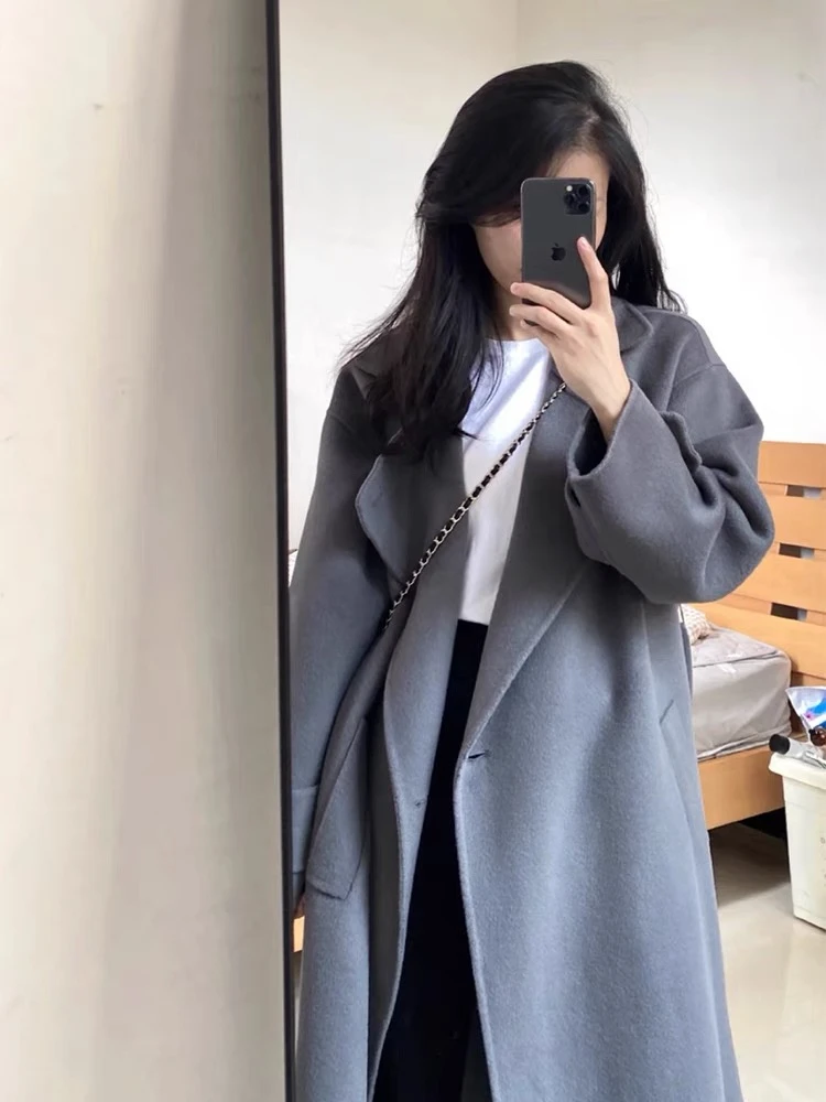 Gray Woolen Coat Women's Style Hepburn Korean Version Autumn Winter Small Size British Style Long Sleeve Mid-Length Coat
Gray Woolen Coat Women's Style Hepburn Korean Version Autumn Winter Small Size British Style Long Sleeve Mid-Length Coat