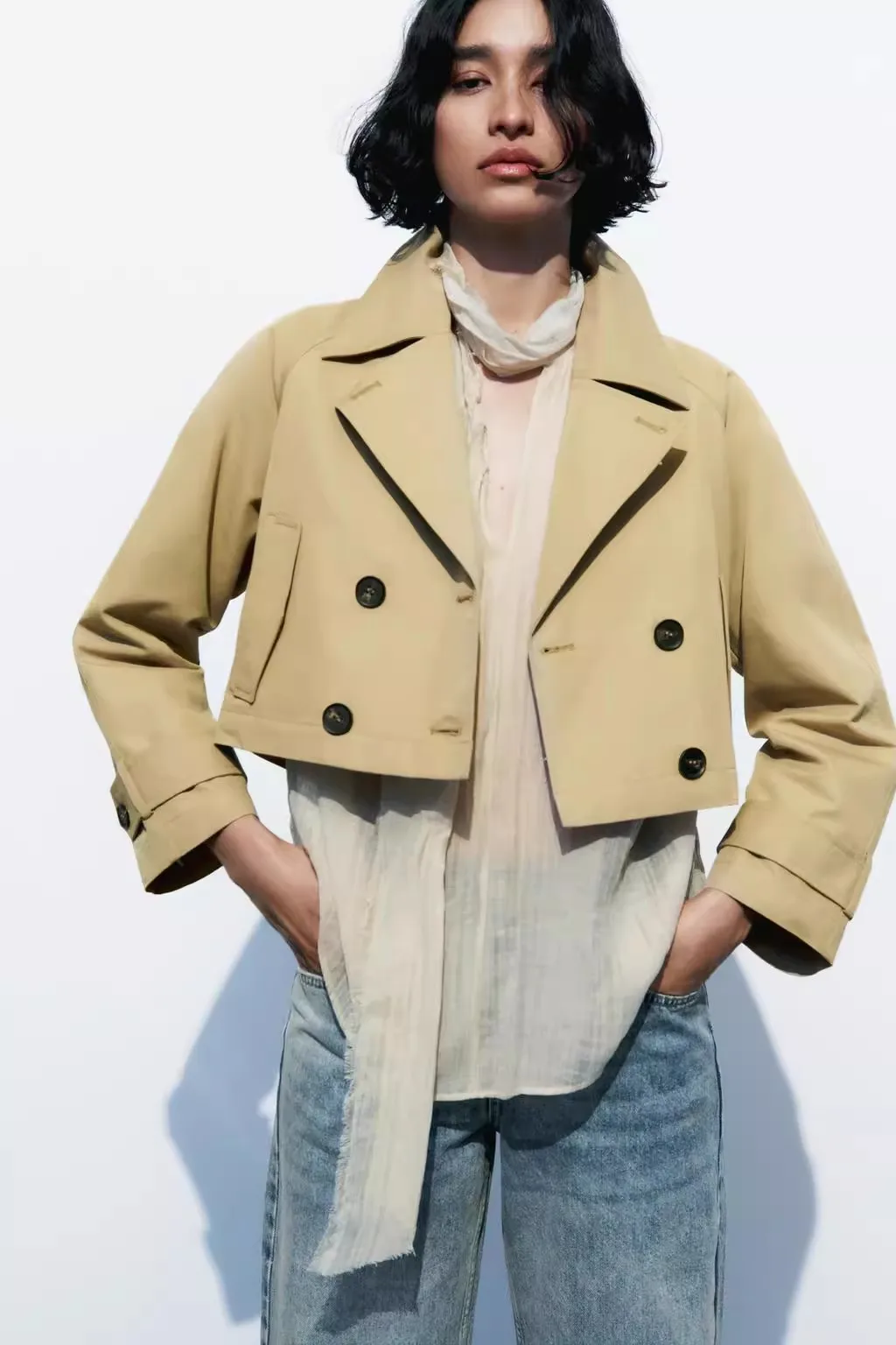 Faionable ort Свободный женский тюнер Весна Лето Новое поступление Корейский Sle Повседневная полиэфирная ткань Длинный свеч на одной пуговице
Faionable ort Свободный женский тюнер Весна Лето Новое поступление Корейский Sle Повседневная полиэфирная ткань Длинный свеч на одной пуговице