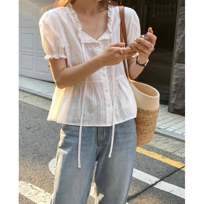 Korean Style Short Sleeve Shirt Women's Summer New Texture Single Button Bow Tie Collar Soft Material Versatile Occasion Blouse
Korean Style Short Sleeve Shirt Women's Summer New Texture Single Button Bow Tie Collar Soft Material Versatile Occasion Blouse