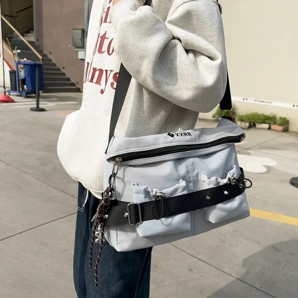 New Arrival Commuter Single-Shoulder Bag Large Capacity Couple's Casual Messenger Bag Trendy Motorcycle-Style Crossbody Bags
New Arrival Commuter Single-Shoulder Bag Large Capacity Couple's Casual Messenger Bag Trendy Motorcycle-Style Crossbody Bags