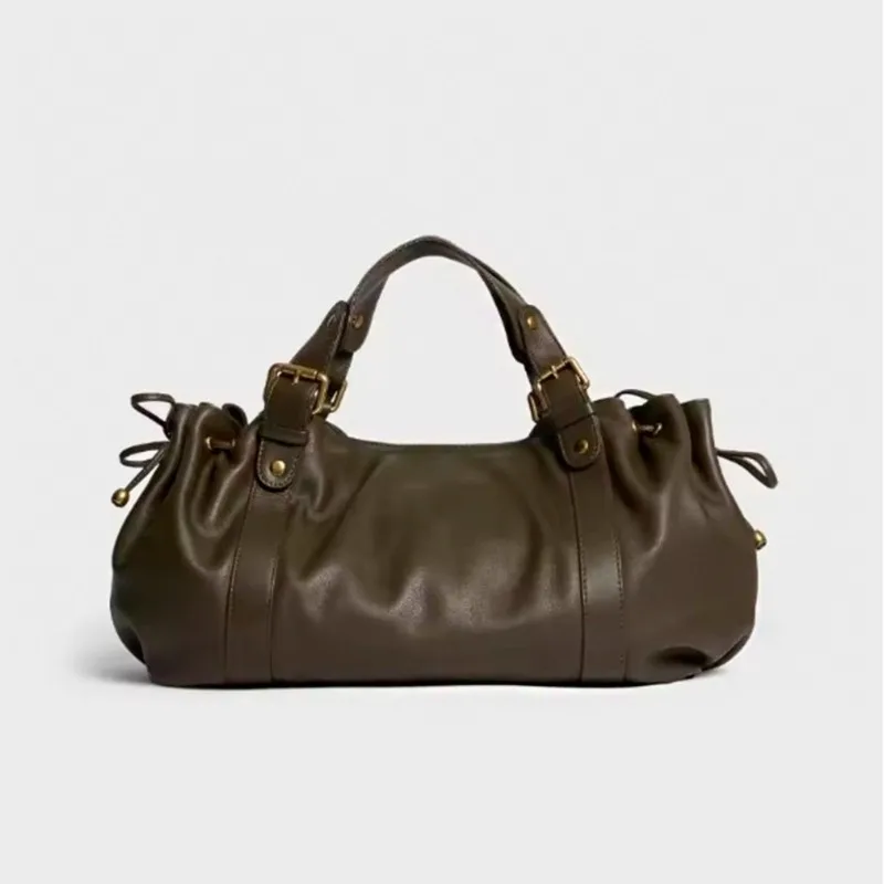 2026 New High end Retro Black Large Capacity Soft Leather Commuter Tote Bag with Wrinkle Drawstring Handheld Shoulder Bag
2026 New High end Retro Black Large Capacity Soft Leather Commuter Tote Bag with Wrinkle Drawstring Handheld Shoulder Bag