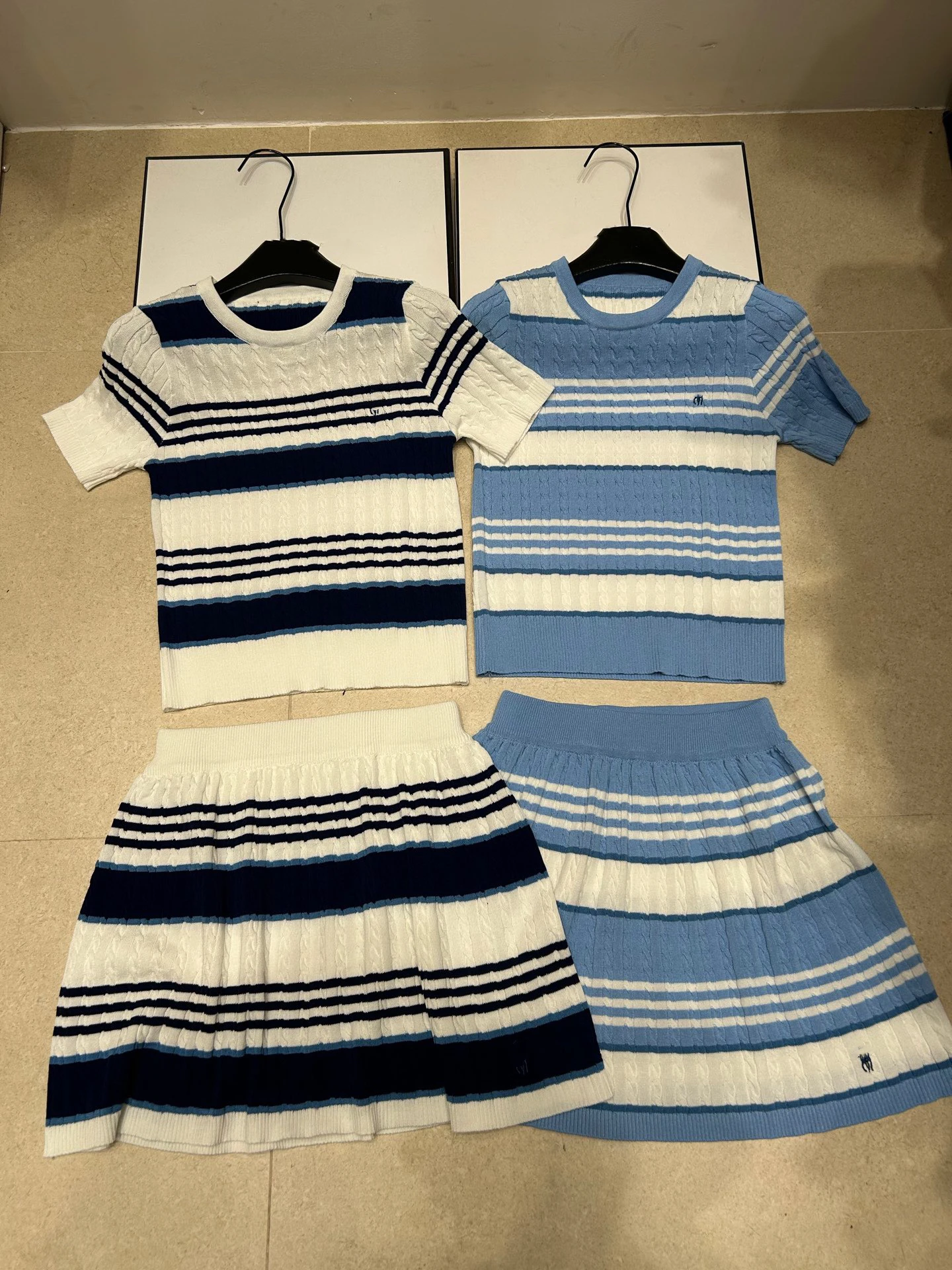 VIBE Trendy Brand Spring Summer New Blue White Stripes Knitted Short Sleeve Women's Skirt Set Anti Aging Two Piece Set
VIBE Trendy Brand Spring Summer New Blue White Stripes Knitted Short Sleeve Women's Skirt Set Anti Aging Two Piece Set