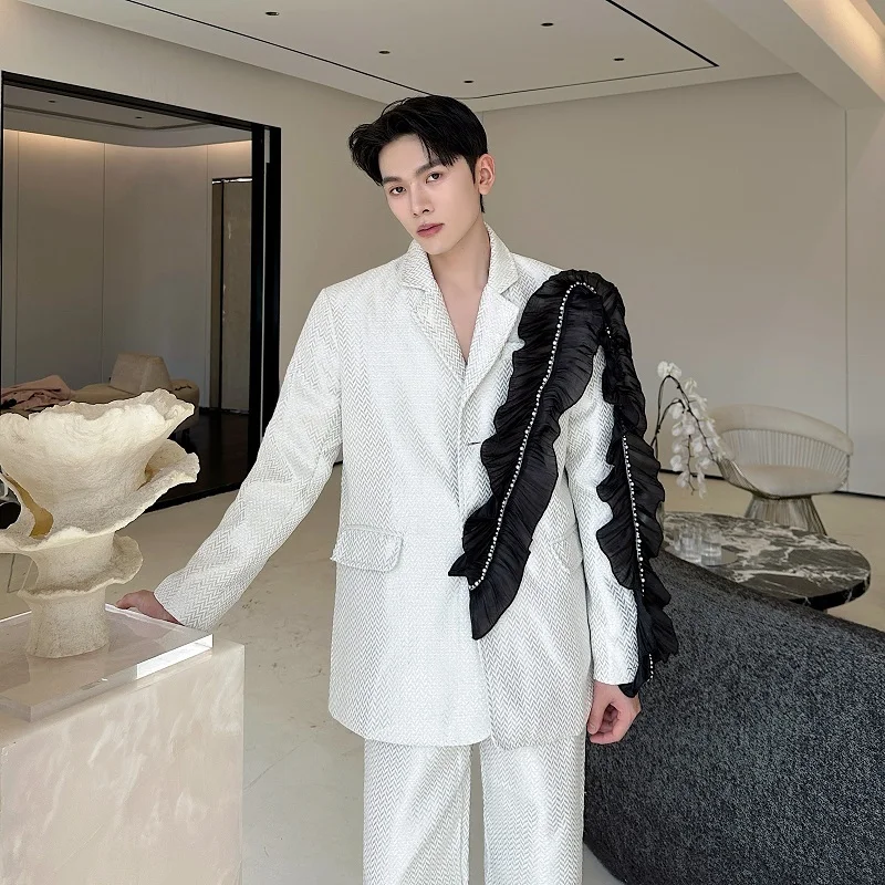 Autumn High-End Lace Patchwork Decoration Design Men's Suit Jaet Performance Stage Outfit Casual Loose Fit Youth Trend
Autumn High-End Lace Patchwork Decoration Design Men's Suit Jaet Performance Stage Outfit Casual Loose Fit Youth Trend