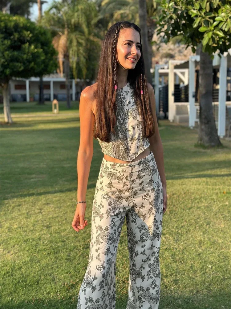 Beaded Decorative Vest Pant Women 2 Pc Suits Retro Backless Halter Print Crop Top Lady Sets New Boho Camis Summer Beachwear
Beaded Decorative Vest Pant Women 2 Pc Suits Retro Backless Halter Print Crop Top Lady Sets New Boho Camis Summer Beachwear