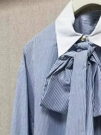 Spring/Summer Women Contrast Striped Bow Tie Long Sleeve Turn-down Collar Shirt Single Breasted Pocket Fashion Blouse
Spring/Summer Women Contrast Striped Bow Tie Long Sleeve Turn-down Collar Shirt Single Breasted Pocket Fashion Blouse