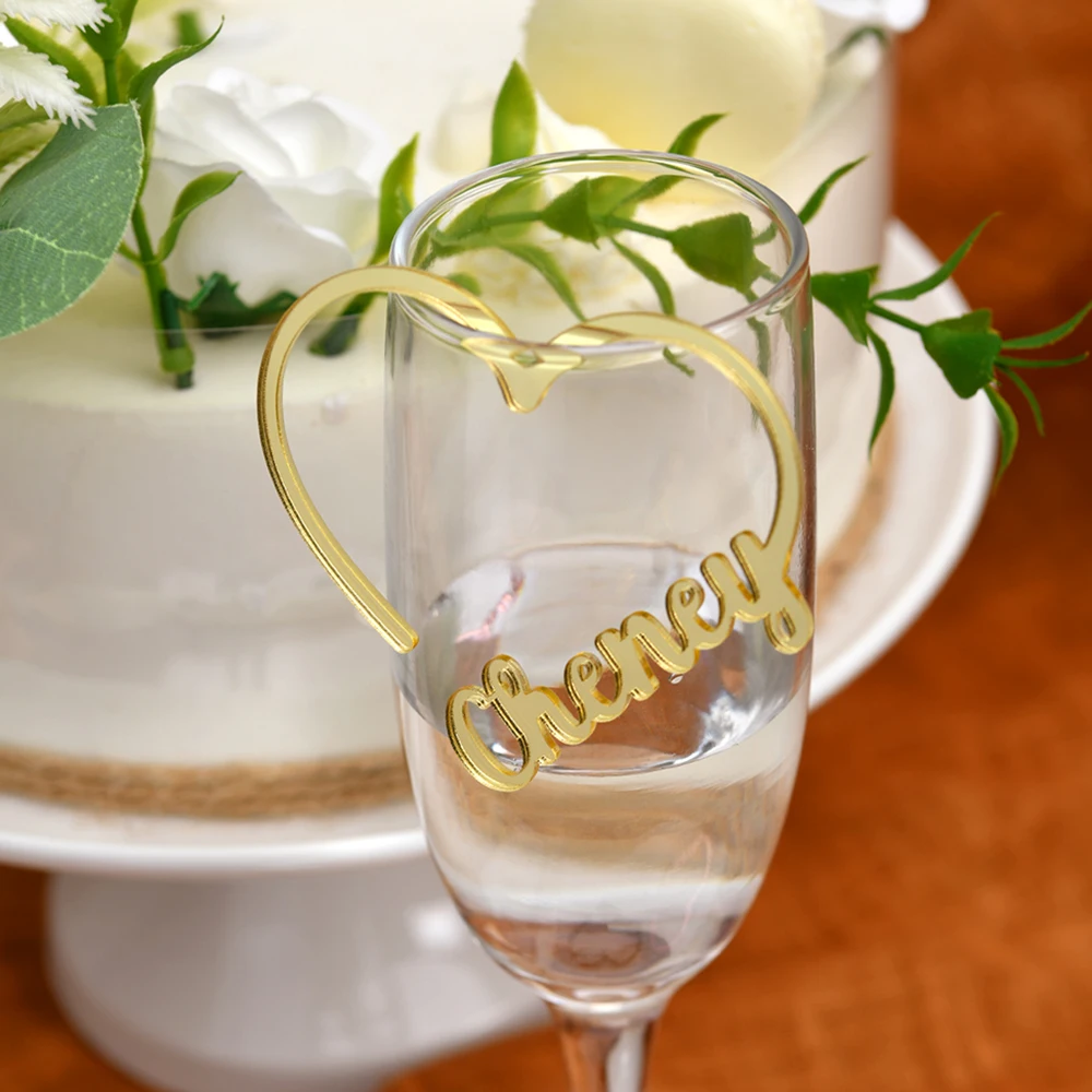 Personalized hanging cup, Heart cut shape, Custom art name, Dinner table nameplate, Party decorations.
Personalized hanging cup, Heart cut shape, Custom art name, Dinner table nameplate, Party decorations.