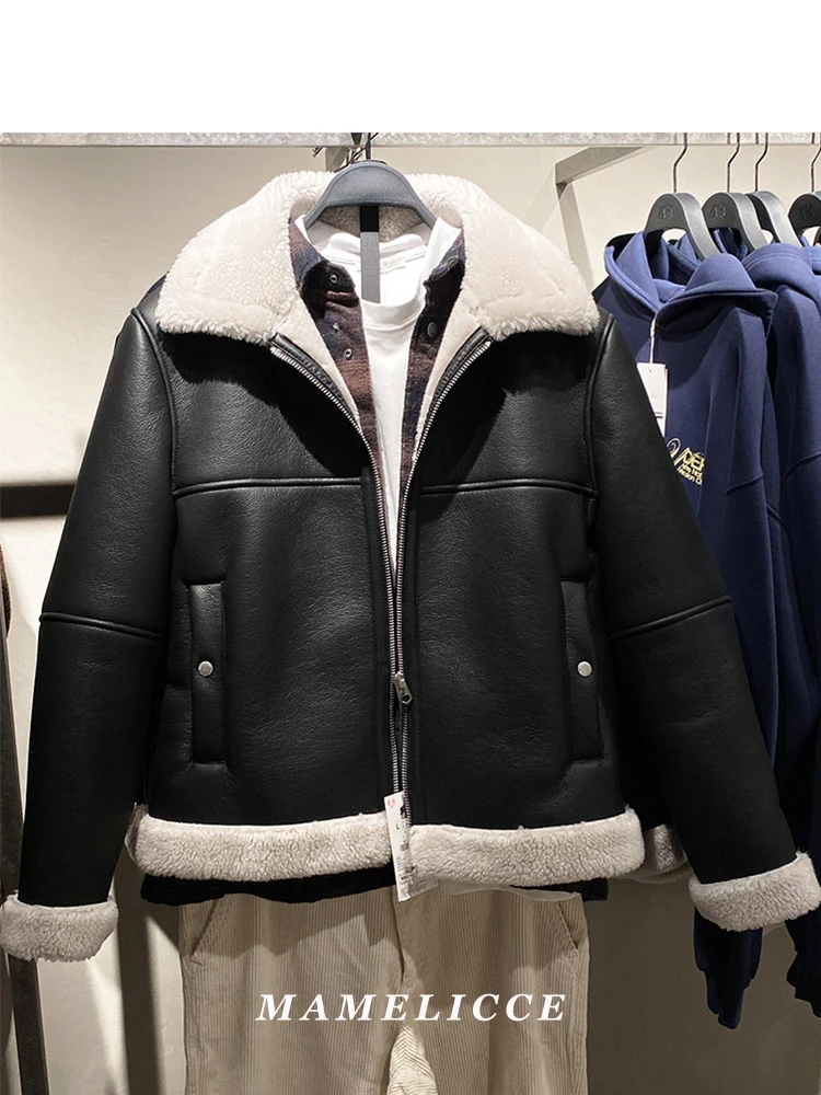 MAMELICCE Original design Padding Faux leather lined collar imitation leather jacket full-fur lined thick coats Men clothing
MAMELICCE Original design Padding Faux leather lined collar imitation leather jacket full-fur lined thick coats Men clothing