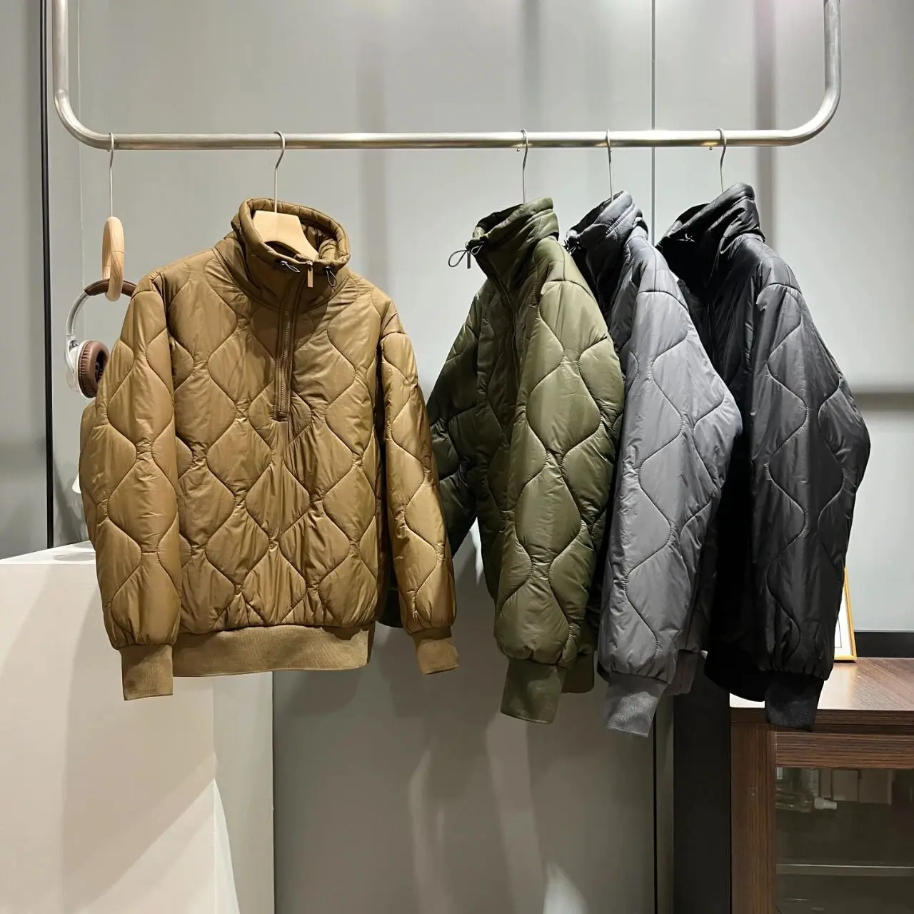 Теплая мужская хлопковая куртка-жакет в форме тыквы с молнией, модная городская, с длинными рукавами, удлиненная, однотонная, повседневная
Теплая мужская хлопковая куртка-жакет в форме тыквы с молнией, модная городская, с длинными рукавами, удлиненная, однотонная, повседневная