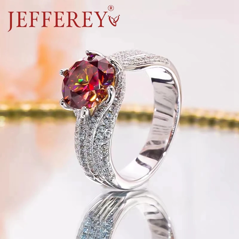 S925 Silver Three Row Moissanite Diamond Ring Inlaid 5CT Round Ruby Gemstone Wedding Band for Women Couples Luxury Jewelry Gift
S925 Silver Three Row Moissanite Diamond Ring Inlaid 5CT Round Ruby Gemstone Wedding Band for Women Couples Luxury Jewelry Gift