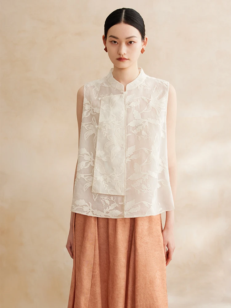 New Summer Silk European Organza Embroidered Vest Women's Retro Chinese Sle National Wind Heavy Industry oulder Pad Vest
New Summer Silk European Organza Embroidered Vest Women's Retro Chinese Sle National Wind Heavy Industry oulder Pad Vest