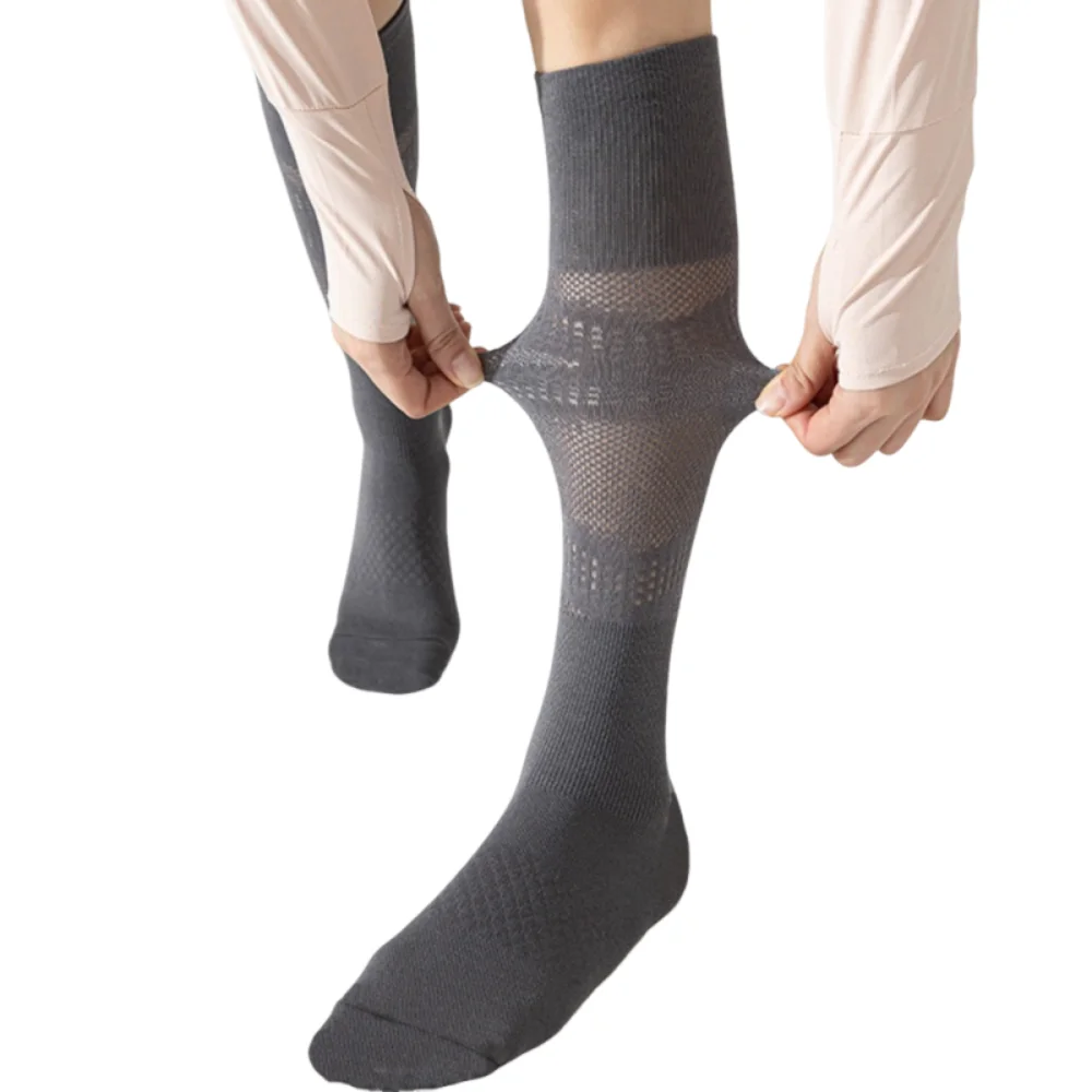 Thin Style Sports Calf Socks Breathable Mesh Summer Pressure Socks Odor Proof Anti-bacterial Running Socks Yoga Fitness
Thin Style Sports Calf Socks Breathable Mesh Summer Pressure Socks Odor Proof Anti-bacterial Running Socks Yoga Fitness