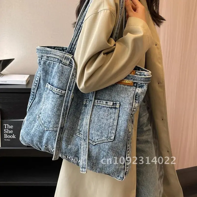 shopping women handbag Large capacity quality ladies big bags Tassels female Denim bolsa Shoulder bags Casual Commuting
shopping women handbag Large capacity quality ladies big bags Tassels female Denim bolsa Shoulder bags Casual Commuting