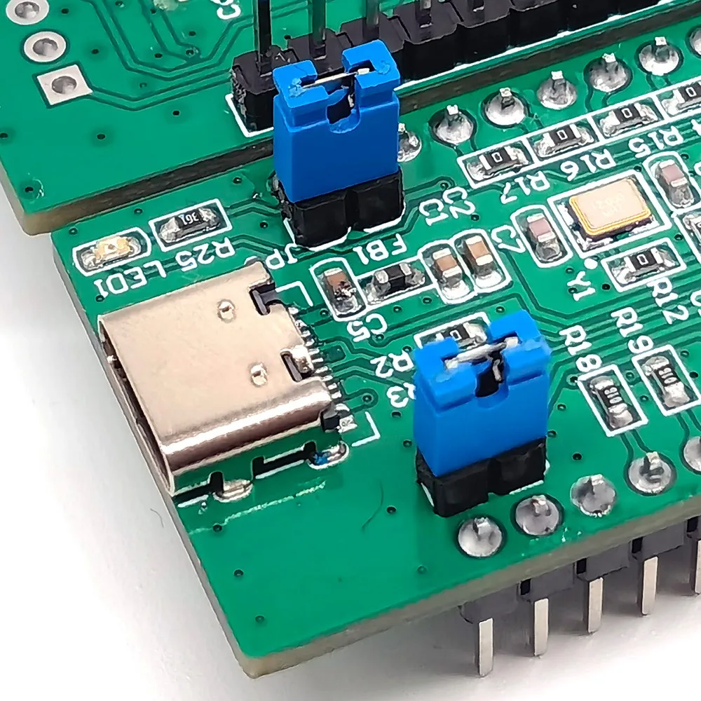 【GIFT】UMFT4222EV-D 4222H QSPI/I2C Bridge Chip High-Speed USB Typec Download Module
【GIFT】UMFT4222EV-D 4222H QSPI/I2C Bridge Chip High-Speed USB Typec Download Module