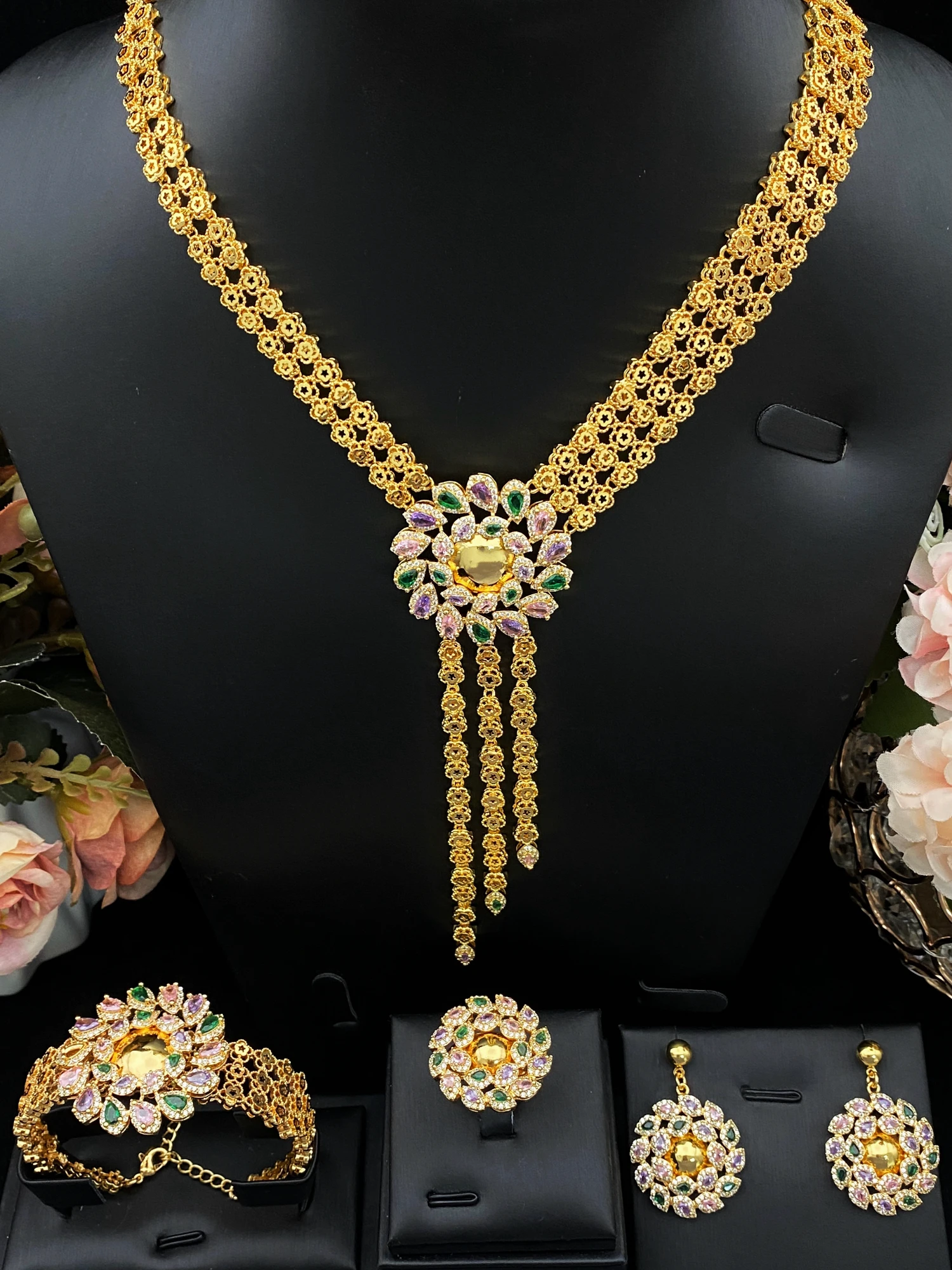JRH Gold Plated Copper Wedding Series Women Jewelry Set Zirconia Necklace Earrings Bracelet Ring Bridal Accessory Set
JRH Gold Plated Copper Wedding Series Women Jewelry Set Zirconia Necklace Earrings Bracelet Ring Bridal Accessory Set