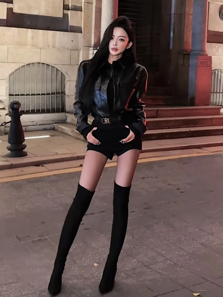 Street Style Women's Leather Jacket Shirt High Waist Long Sleeve Turn-down Collar Black Short Pants Set Autumn Fashion Outfit
Street Style Women's Leather Jacket Shirt High Waist Long Sleeve Turn-down Collar Black Short Pants Set Autumn Fashion Outfit