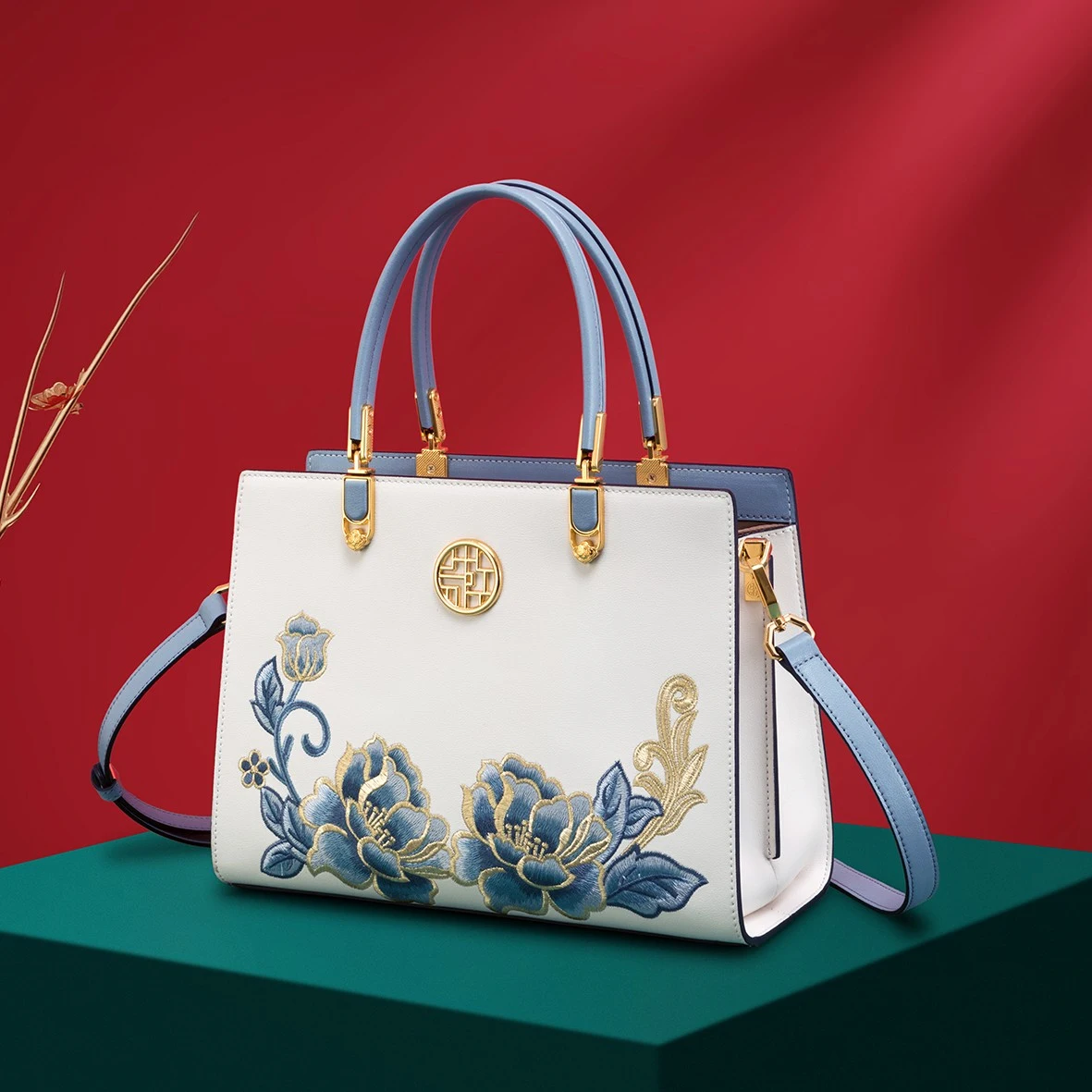 Сумки Rowone, сумка с китайской вышивкой, модная сумка через плечо, винтажная сумка на плечо в национальном стиле для женщин, элегантная сумка для мамы
Сумки Rowone, сумка с китайской вышивкой, модная сумка через плечо, винтажная сумка на плечо в национальном стиле для женщин, элегантная сумка для мамы