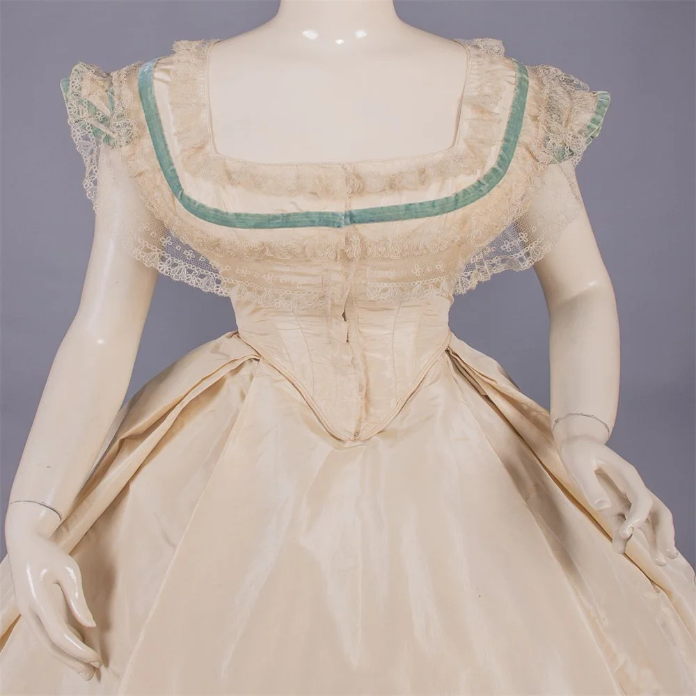 1860s Victorian Medieval Vintage High Waistlin Evening Regency Edward Dress Woman's Fancy Rococo Baroque Prom Off Shoulder
1860s Victorian Medieval Vintage High Waistlin Evening Regency Edward Dress Woman's Fancy Rococo Baroque Prom Off Shoulder