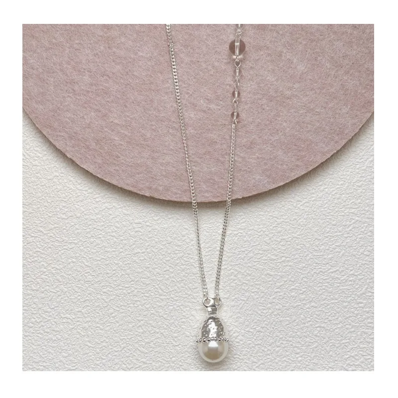 Niche High-end Water Drop Pendant Necklace Fashion Light Luxury Commuter Accessories
Niche High-end Water Drop Pendant Necklace Fashion Light Luxury Commuter Accessories