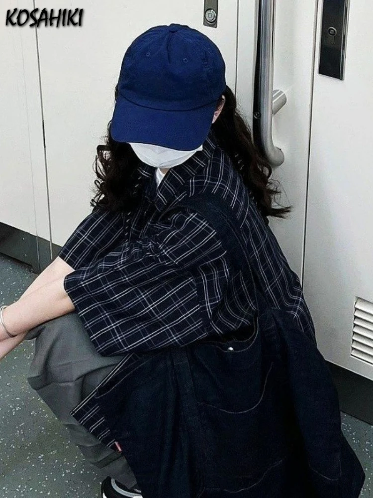 2025 Summer Vintage Black Plaid Loose Women Blouse Y2k Aesthetic Pocket Oversized Blusas Harajuku Single Breasted Grunge Shirt
2025 Summer Vintage Black Plaid Loose Women Blouse Y2k Aesthetic Pocket Oversized Blusas Harajuku Single Breasted Grunge Shirt