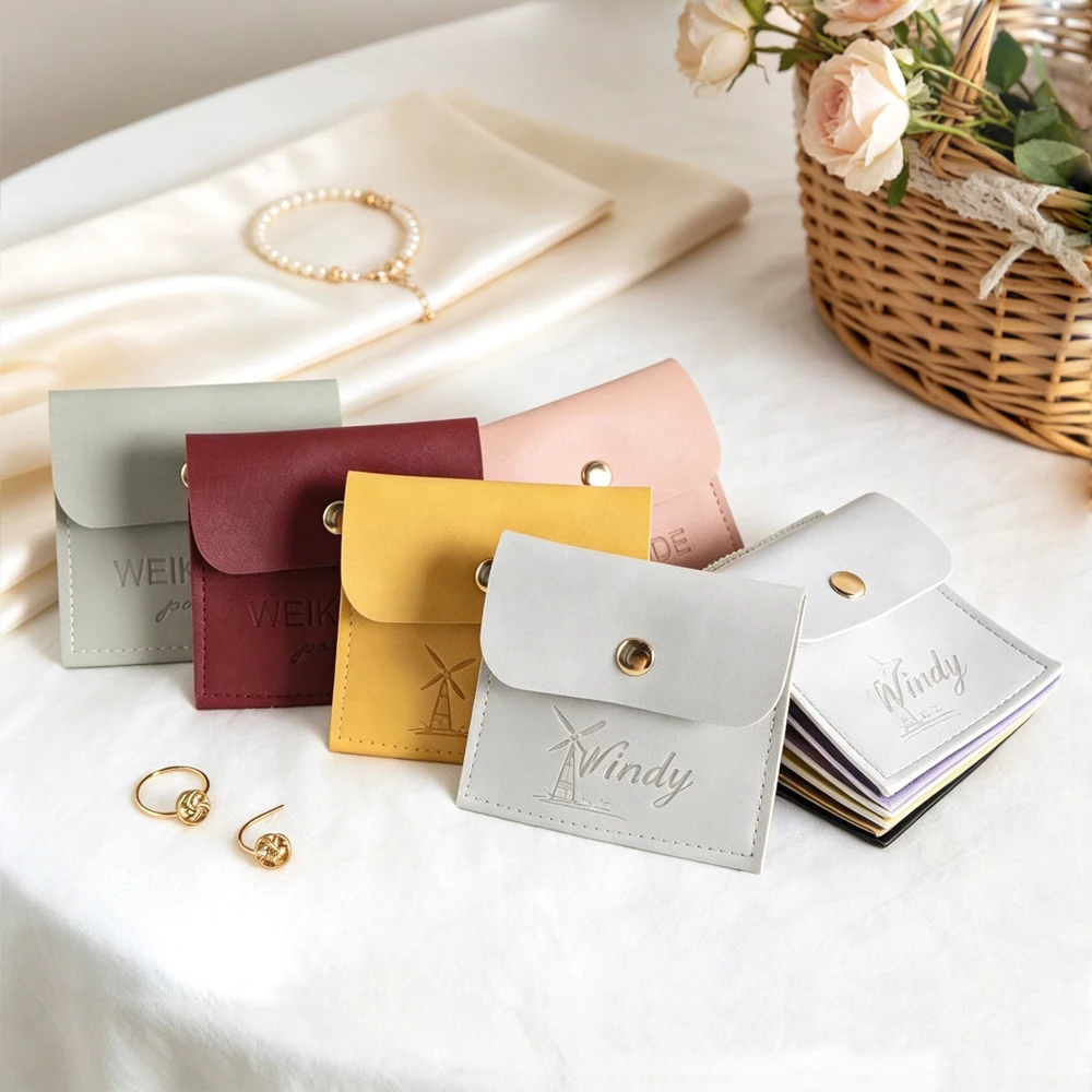 Custom Logo Leather Snap Cosmetic Bag High Quality Luxurious PU Perfume Makeup Pouch Sunglasses Travel Watches Glasses Organizer
Custom Logo Leather Snap Cosmetic Bag High Quality Luxurious PU Perfume Makeup Pouch Sunglasses Travel Watches Glasses Organizer