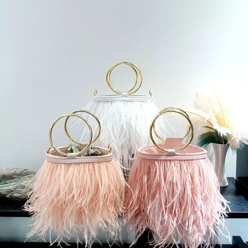 High End Women's Handbag Sweet Furry Ostrich Hair Evening Bag Fashion Wrist Ring Bucket Bag Long Chain Shoulde /Crossbody Bag
High End Women's Handbag Sweet Furry Ostrich Hair Evening Bag Fashion Wrist Ring Bucket Bag Long Chain Shoulde /Crossbody Bag