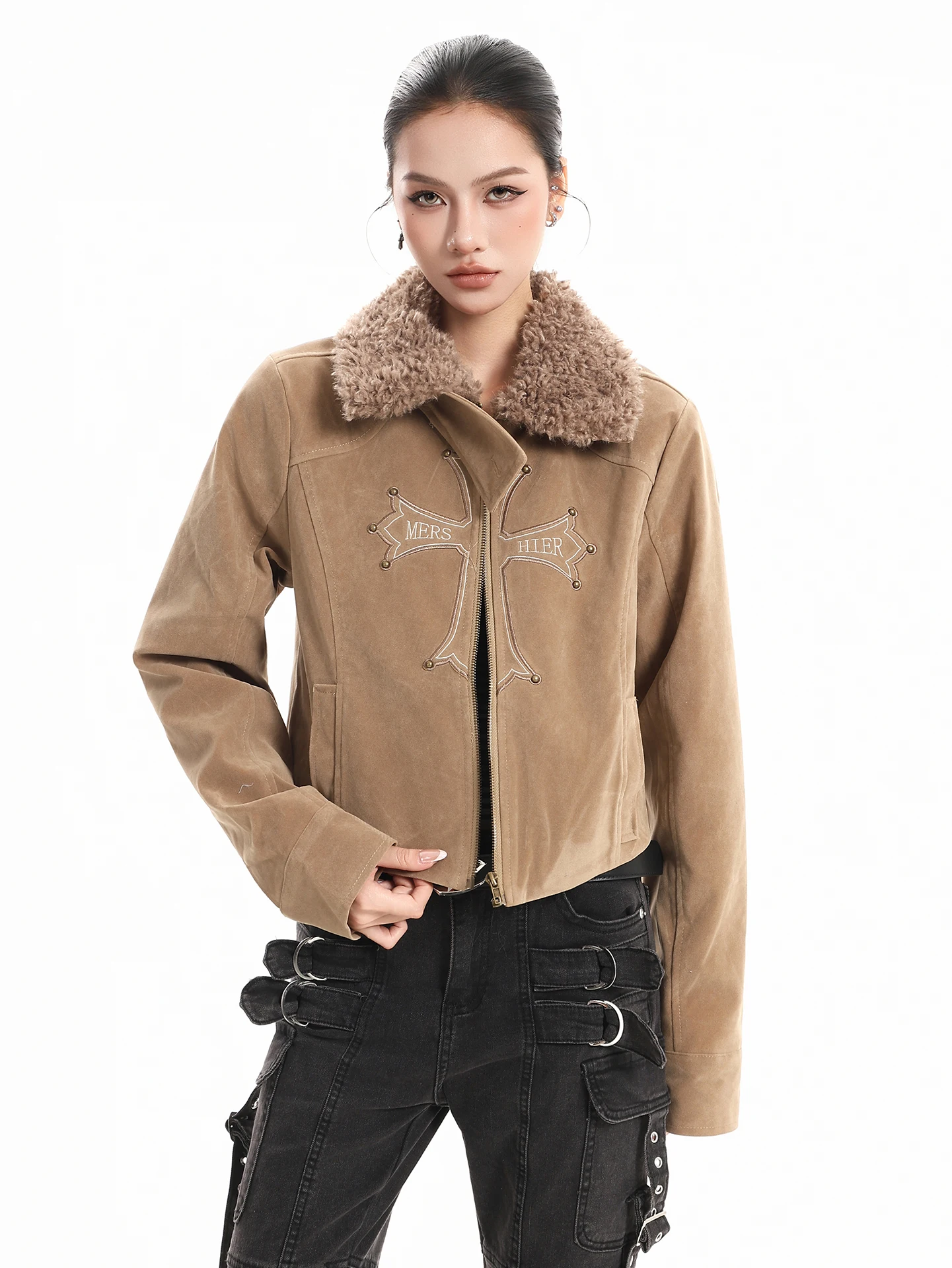 Boeax американский ретро джет с вышивкой крестом женское повседневное пальто с меховым воротником свободного покроя осень-зима Новое поступление
Boeax американский ретро джет с вышивкой крестом женское повседневное пальто с меховым воротником свободного покроя осень-зима Новое поступление