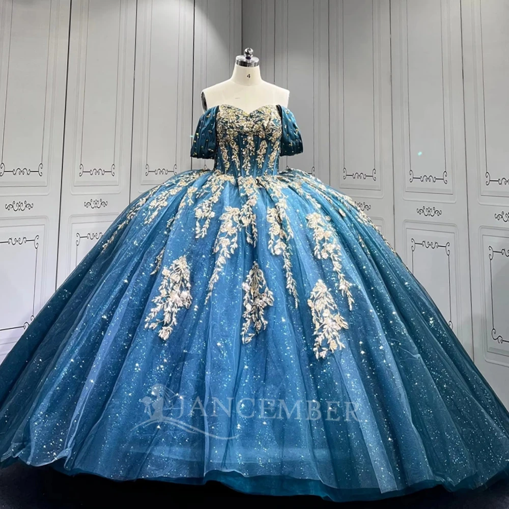 Sea Blue Shiny Ball Gown Quinceanera Dresses Gold Applique Lace Beads Tull Corset Off Shoulder Sweet 16 Dress vestidos 15 de
Sea Blue Shiny Ball Gown Quinceanera Dresses Gold Applique Lace Beads Tull Corset Off Shoulder Sweet 16 Dress vestidos 15 de