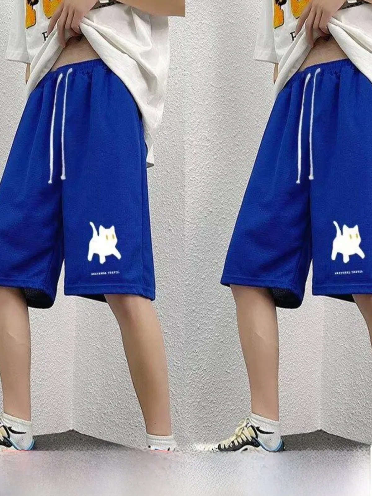 Мужские летние спортивные брюки больших размеров, свободного кроя, повседневные, со средней посадкой, прямые штанины, дышащие, комфортные, с мультяшным принтом...
Мужские летние спортивные брюки больших размеров, свободного кроя, повседневные, со средней посадкой, прямые штанины, дышащие, комфортные, с мультяшным принтом...