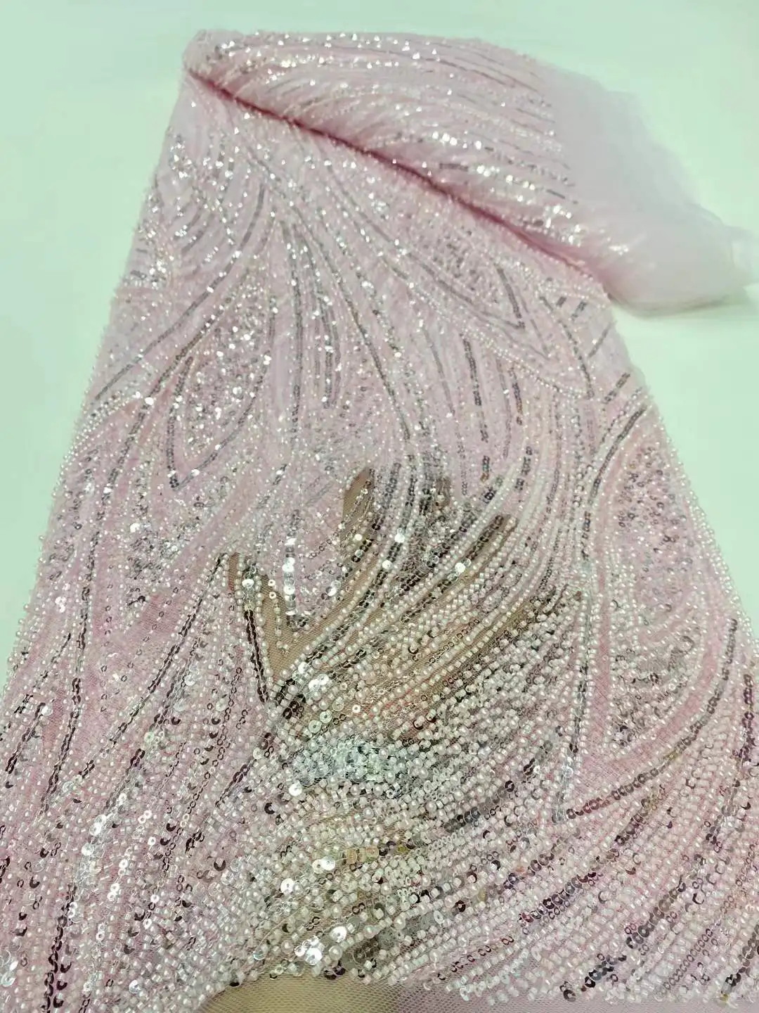 African Heavy Bead Lace Fabric 2025 High Quality Nigerian Sequins French Tulle Fabric Material For Wedding Party
African Heavy Bead Lace Fabric 2025 High Quality Nigerian Sequins French Tulle Fabric Material For Wedding Party