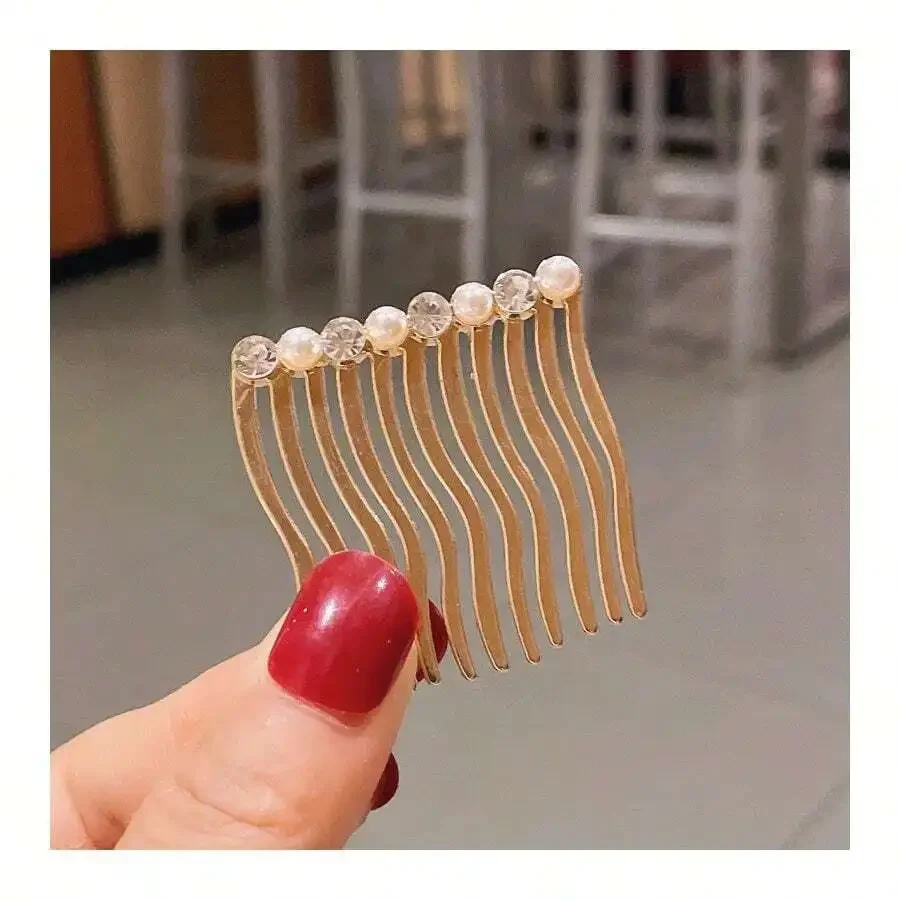 Pearl Rhinestone Hair Comb Backcomb Insert Hairpin Korean Style Seamless Bangs Clip
Pearl Rhinestone Hair Comb Backcomb Insert Hairpin Korean Style Seamless Bangs Clip