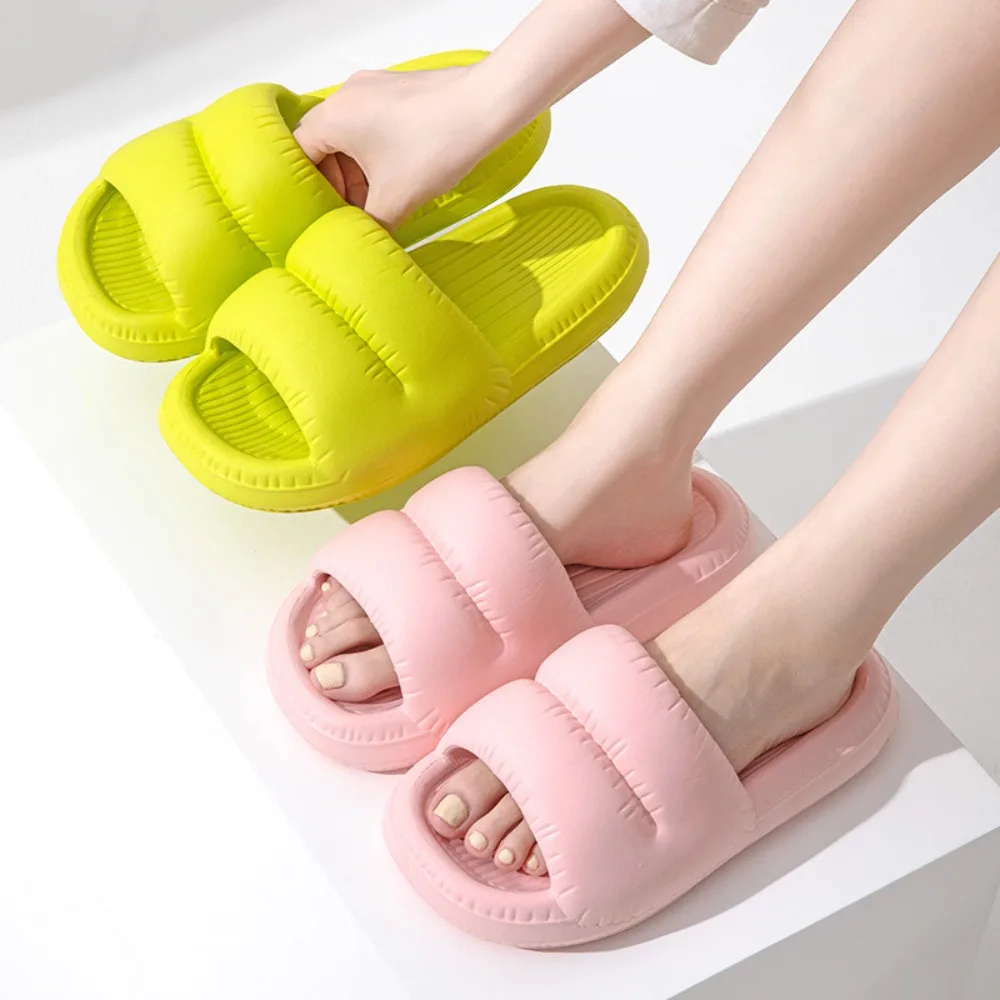 Soft Solid Thick Soled Slippers Anti Odor Open-toe Home Flat Slippers Lightweight Anti Slip Slippers Women Couple
Soft Solid Thick Soled Slippers Anti Odor Open-toe Home Flat Slippers Lightweight Anti Slip Slippers Women Couple