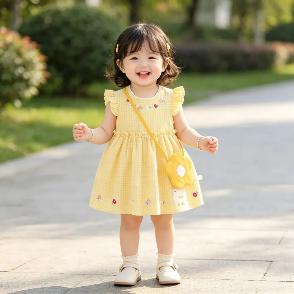 New Arrival Toddler Girl Pastoral Check Sleeveless Skirt, Sweet Kid Dress + Complimentary Bag for 90-140cm
New Arrival Toddler Girl Pastoral Check Sleeveless Skirt, Sweet Kid Dress + Complimentary Bag for 90-140cm