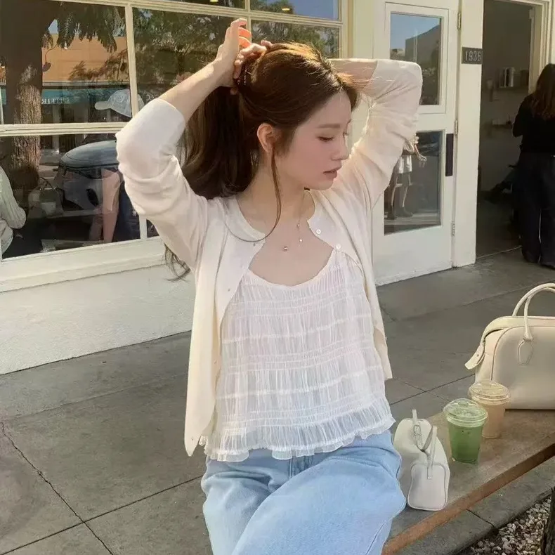 Sweet Pure Color Retro round Neck Ruffle Strap Top Women's Knitted Summer Tank Top Dongda Gate Ounce Thin Spring 2026
Sweet Pure Color Retro round Neck Ruffle Strap Top Women's Knitted Summer Tank Top Dongda Gate Ounce Thin Spring 2026