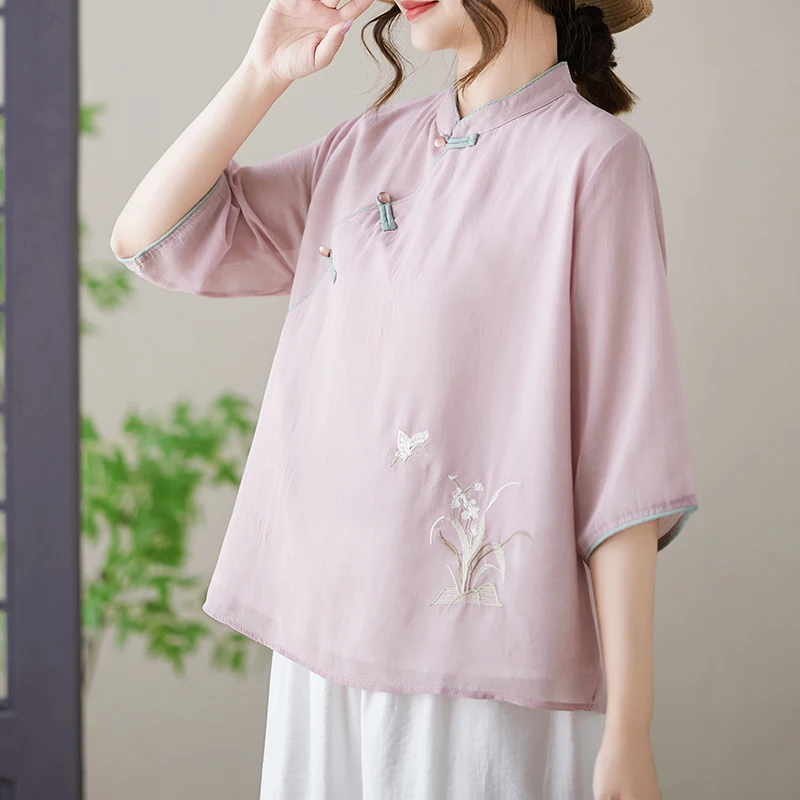 Chinese Style Embroidered Chiffon Shirt Summer New Zen Inspired Renovated Hanfu Tea Costume Women's Stand Collar Oblique Slee...
Chinese Style Embroidered Chiffon Shirt Summer New Zen Inspired Renovated Hanfu Tea Costume Women's Stand Collar Oblique Slee...