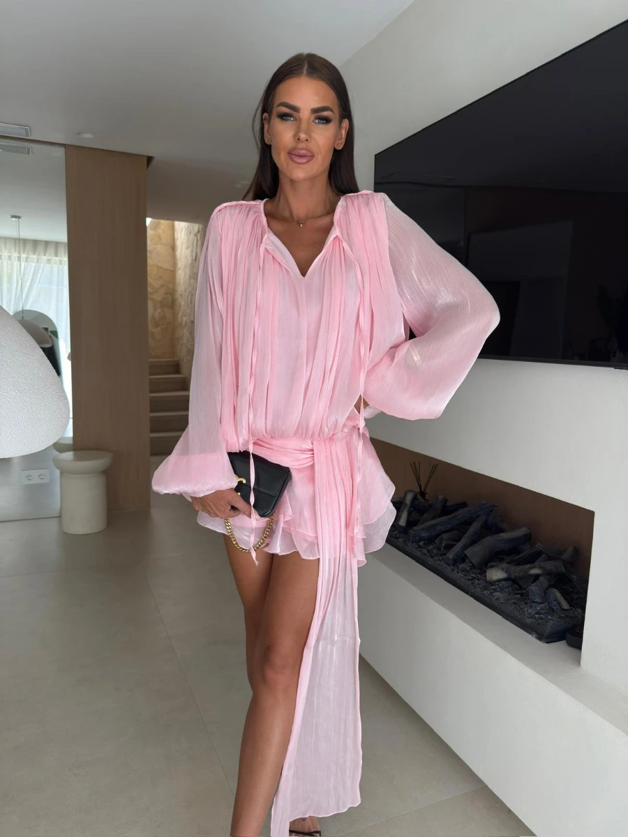 Wolfeel 2025 Spring Summer Women's Elegant Pleated Mesh Party Dress Puff Sleeve Short Skirt for Evening & Daily Wear
Wolfeel 2025 Spring Summer Women's Elegant Pleated Mesh Party Dress Puff Sleeve Short Skirt for Evening & Daily Wear