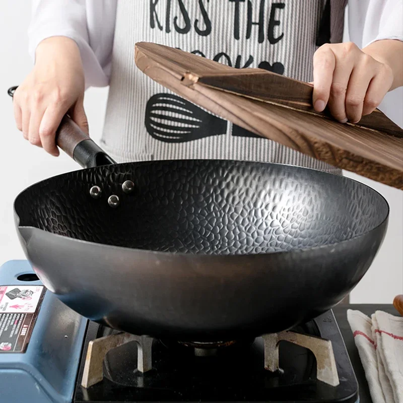 Pure Iron wok cast iron pan Non-coated Pot General use for Gas and Induction Cooker 32cm Chinese Wok Cookware Pan
Pure Iron wok cast iron pan Non-coated Pot General use for Gas and Induction Cooker 32cm Chinese Wok Cookware Pan