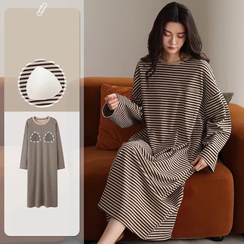 Long Sleeved Nightgown Women's Comfortable Spring Summer Dress Chest Cushion Autumn New Striped Round Neck Long Home Dress
Long Sleeved Nightgown Women's Comfortable Spring Summer Dress Chest Cushion Autumn New Striped Round Neck Long Home Dress