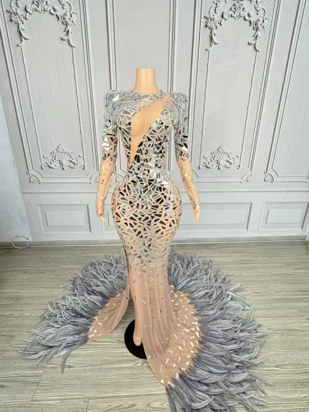 Gown Women Celebrate MirrorsFeather Tailed Dress Evening Dresses Stage CatwalkJazz Costume Photo shoot outft D216
Gown Women Celebrate MirrorsFeather Tailed Dress Evening Dresses Stage CatwalkJazz Costume Photo shoot outft D216