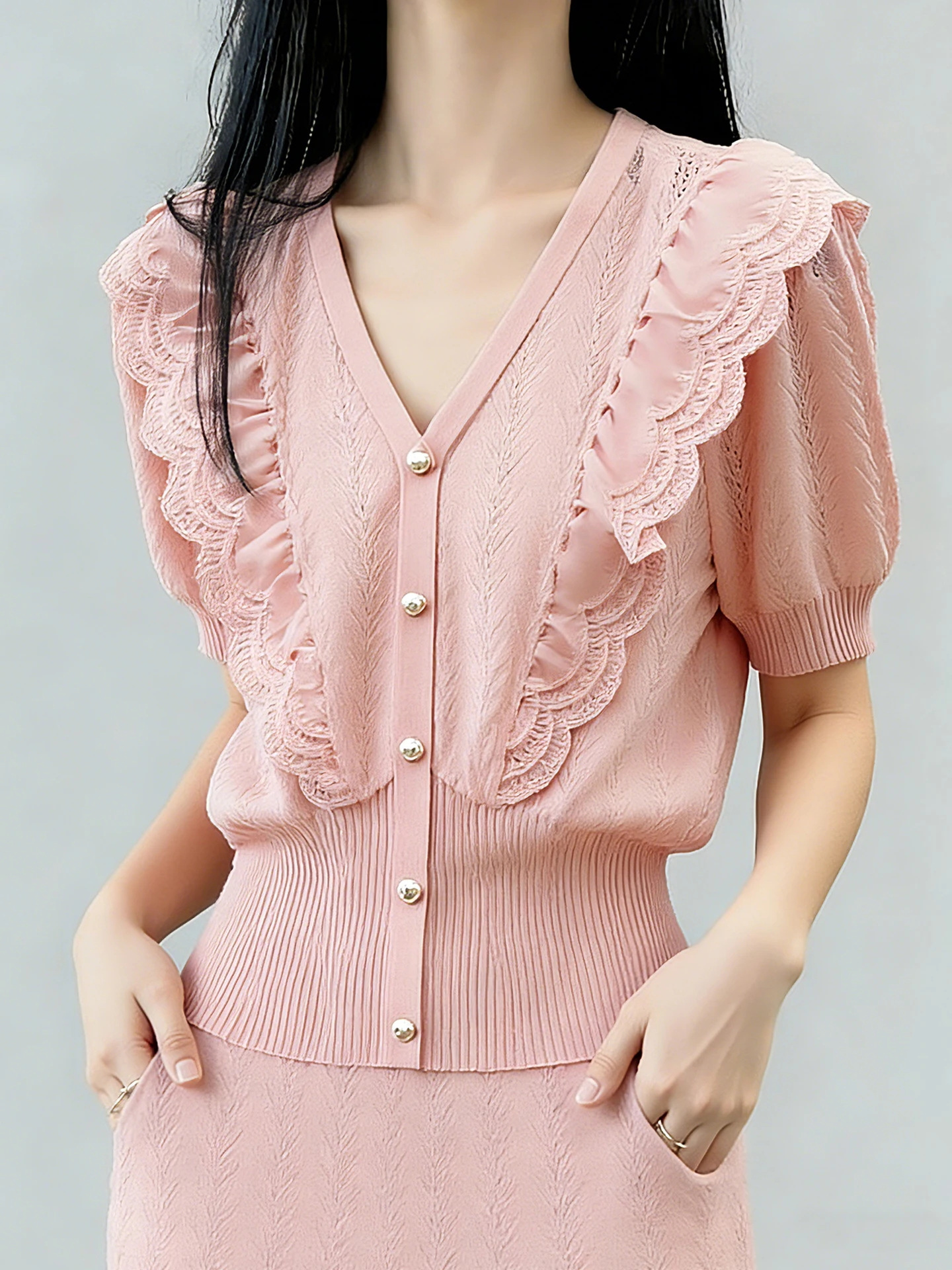 Sweet V-Neck Knitwear Short Sleeve Lace Trim Top Spring Summer Fashionable Youthful Women's Clothing Korean Style Straight Cut
Sweet V-Neck Knitwear Short Sleeve Lace Trim Top Spring Summer Fashionable Youthful Women's Clothing Korean Style Straight Cut